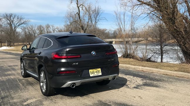 2019 BMW X4 xDrive30i (Sinclair Broadcast Group / Jill Ciminillo)