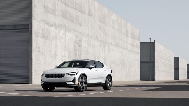 Polestar 2 is a premium five-door fastback with two electric motors and a 78 kWh battery capacity that will enable a targeted range of 275 miles. (Image courtesy of Polestar)