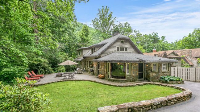 The original home of the late Rev. Billy Graham and his late wife Ruth has entered the market for the first time. (Photo credit: Single Point Media)