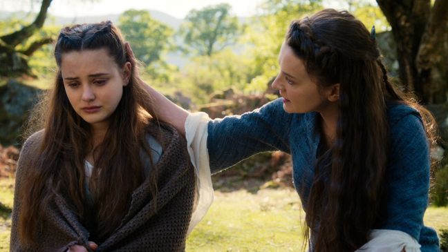 CURSED (L to R) KATHERINE LANGFORD as NIMUE and CATHERINE WALKER as LENORE in episode 102 of CURSED (Photo: Netflix)