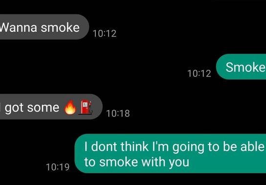 Image for story: Person accidentally texts police officer asking them to smoke, ends with photo