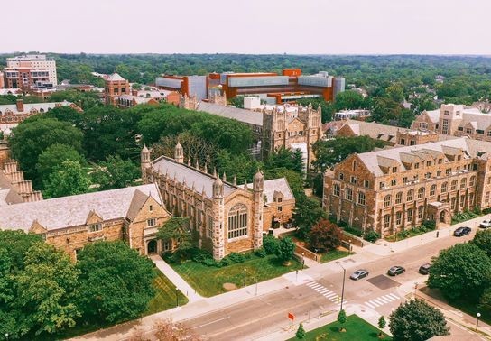 Image for story: Mid-town living: America's 20 most unique college towns 