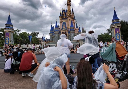 Image for story: Florida theme parks, including Disney World, to close as Hurricane Milton nears