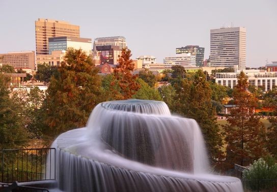 Image for story: The most scenic college campuses in America