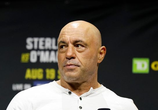 Image for story: Joe Rogan endorses Trump hours from Election Day