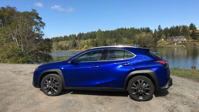 2019 Lexus UX F-Sport (Sinclair Broadcast Group / Jill Ciminillo)