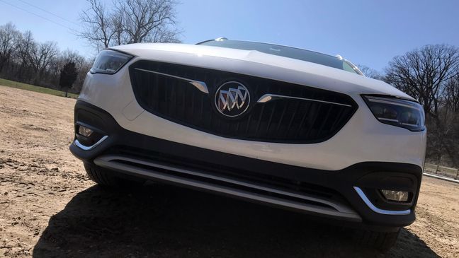 2018 Buick Regal TourX (Sinclair Broadcast Group / Jill Ciminillo)