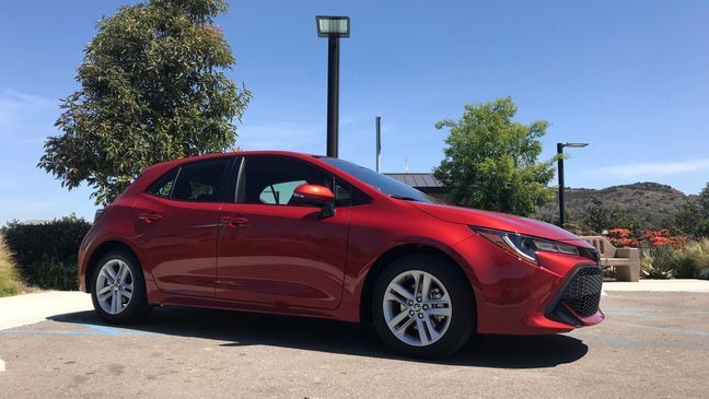 2019 Toyota Corolla Hatchback SE (Sinclair Broadcast Group / Jill Ciminillo)