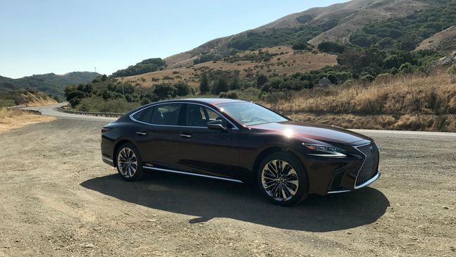 2018 Lexus LS 500h (Sinclair Broadcast Group / Jill Ciminillo)