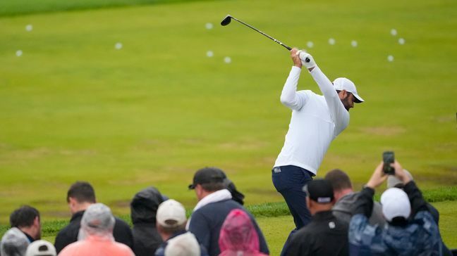 Scottie Scheffler warms up before the second round of the PGA Championship golf tournament at the Valhalla Golf Club, Friday, May 17, 2024, in Louisville, Ky. (AP Photo/Matt York)