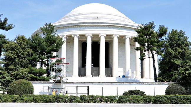 The scaffolding is finally coming down around the Thomas Jefferson Memorial after two years and $14 million dollars of renovations. (Victoria Sanchez, 7News)