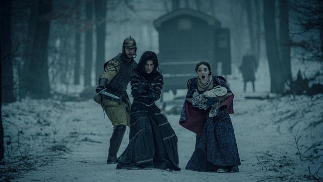 Anya Chalotra (center) stars as{&nbsp;}Yennefer of Vengerberg in Netflix's adaptation of{&nbsp;} Andrzej Sapkowski 'sThe Witcher (Photo: Netflix)