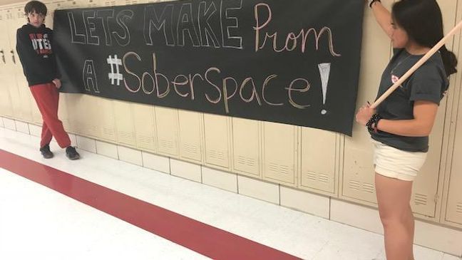 'Prom for just $5!' East High student government and faculty help make prom affordable (Photo: Dan Rascon/ KUTV){&nbsp;}